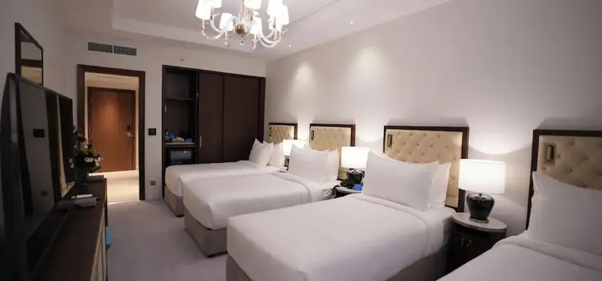 Peninsula Worth Hotel image
